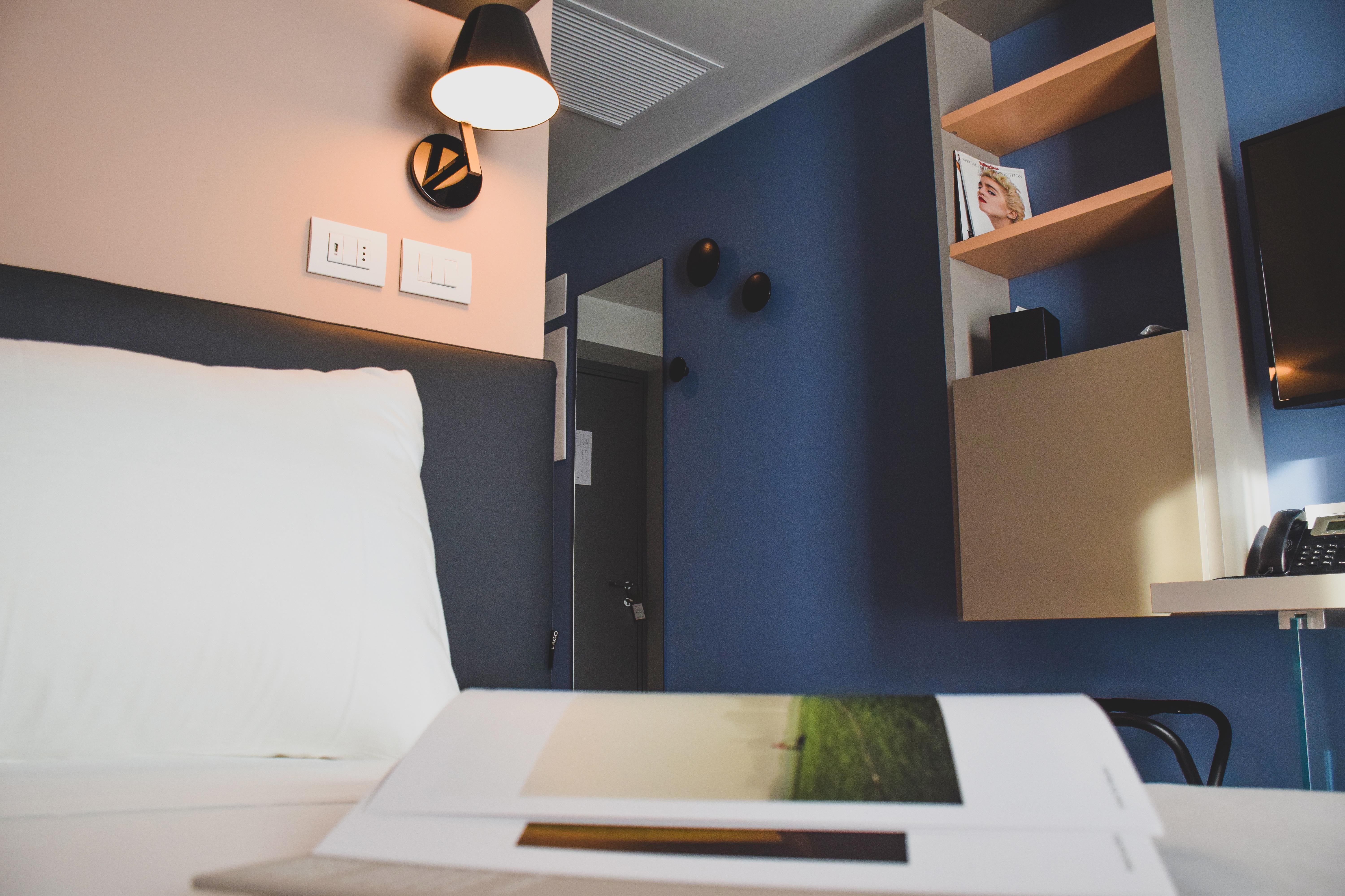 Hotel 21WOL Milano Centro Esterno foto