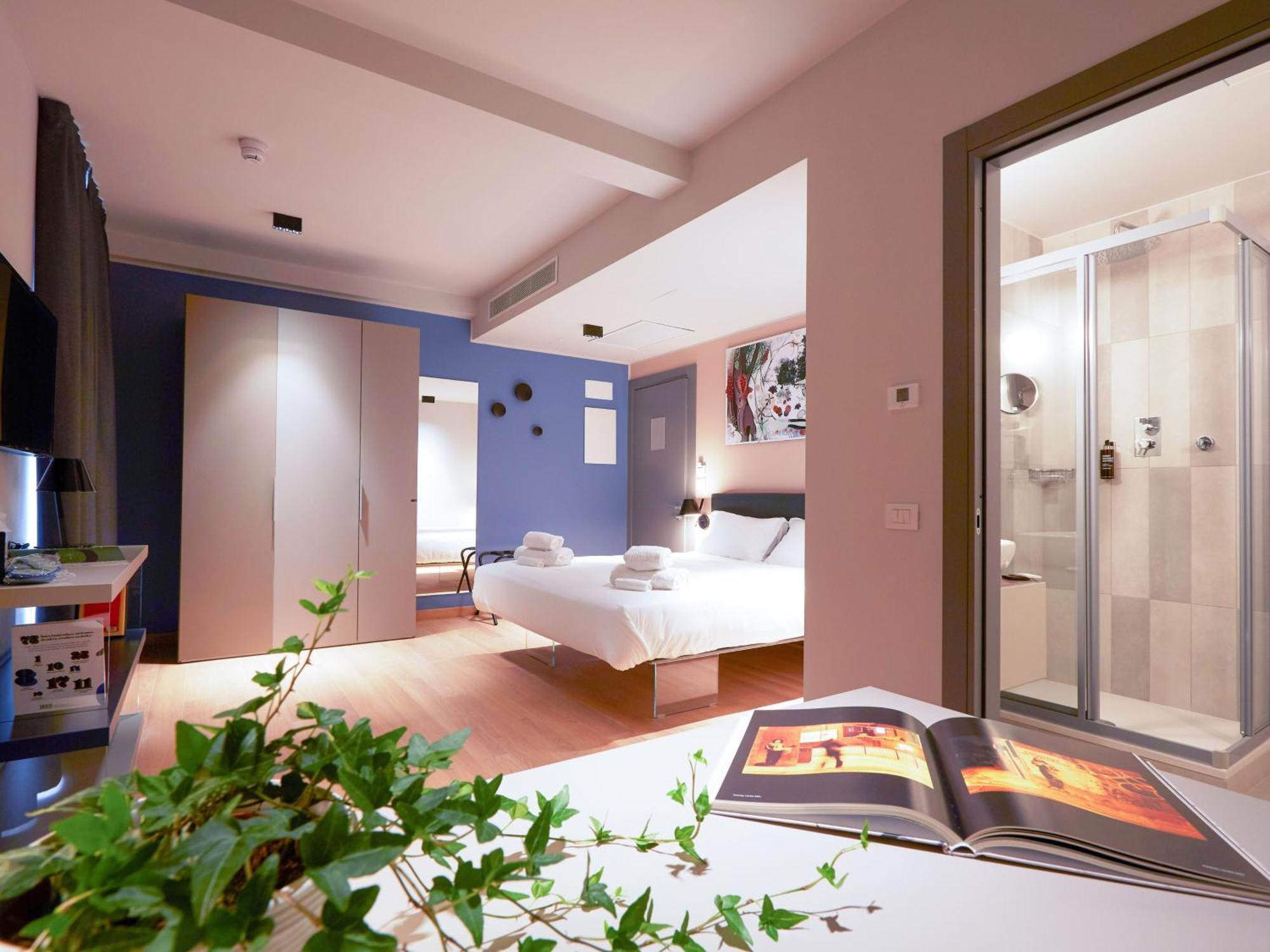 Hotel 21WOL Milano Centro Esterno foto